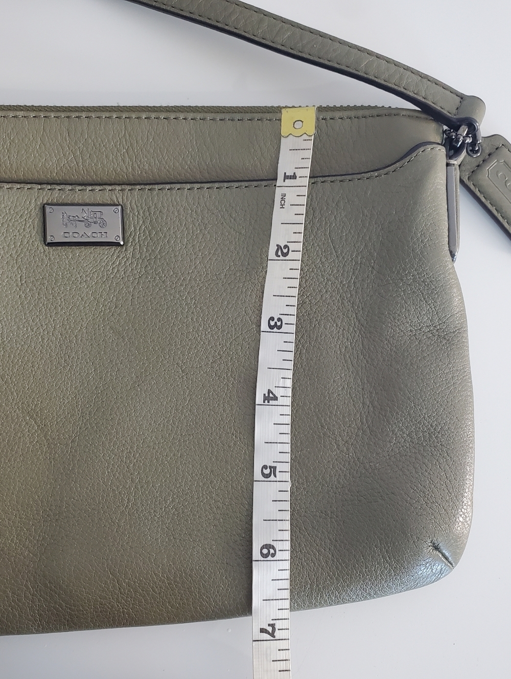 COACH MADISON LEATHER EAST WEST SWINGPACK OLIVE GREY ANTIQUE NICKEL - Picture 7 of 16